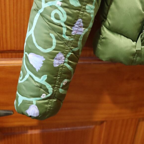 Eddie Bauer Down Green Puffer Goose Down Warm Jacket Upcycle Painted Coat XS - Picture 4 of 16